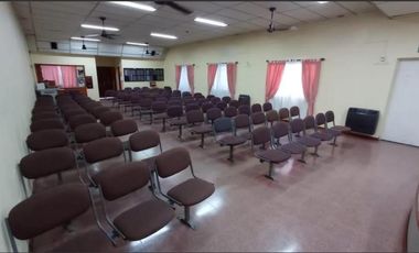 Edificio Comercial en venta - 1 salon principal - 170mts2  - Longchamps
