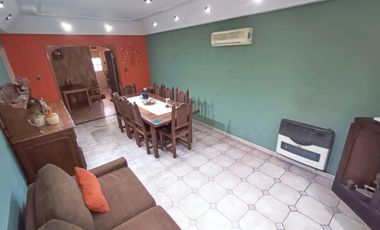 Casa 4 AMB c/PISCINA 10x45