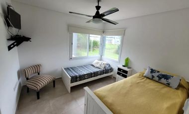 Casa en venta - 5 Dormitorios 4 Baños - 1.550Mts2 - Pinamar