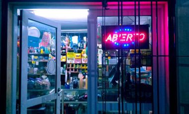 Casa en venta - 3 dormitorios 2 baños - 180mts2  - 25 De Mayo