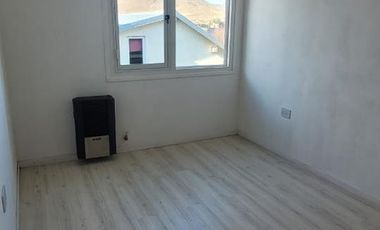 Casa duplex en venta - 2 dormitorios 1 baño - en construcción - 55mts2 - Junin De Los Andes