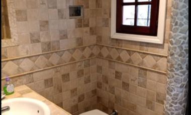 Casa en venta - 4 dormitorios 3 baños - quincho pileta - 348mts2  - Don Torcuato