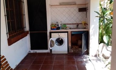 Casa en venta - 4 dormitorios 3 baños - quincho pileta - 348mts2  - Don Torcuato