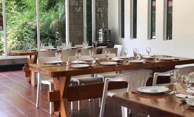 Casa en alquiler temporal - 4 dormitorios 4 baños - pileta y parque- Ezeiza