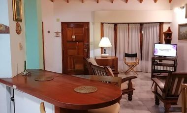 Casa en alquiler temporario - 2 Dormitorios 2 Baños - Mar de Ajó