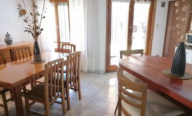 Casa en alquiler temporario - 2 Dormitorios 2 Baños - Mar de Ajó