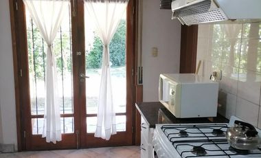 Casa en alquiler temporario - 2 Dormitorios 2 Baños - Mar de Ajó