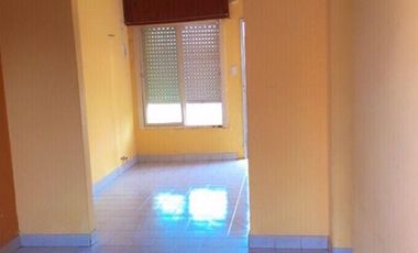 Casa en venta - 2 Dormitorios 1 Baño - 138mts2 - Chivilcoy