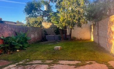Casa en venta - 2 Dormitorios 1 Baño - 138mts2 - Chivilcoy