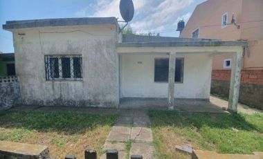 Casa en venta - 1 Dormitorio 1 Baño - 350Mts2 - Mar de Ajó