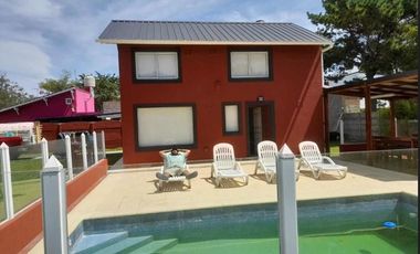 Casa en venta - 2 dormitorios 2 baños - 150mts2 - Mar Chiquita