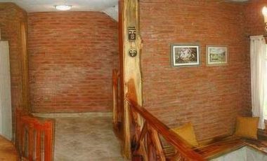 Casas en venta - 6 Dormitorios 6 Baños - 210 mts2 - Costa Del Este