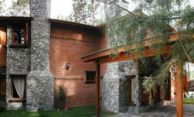 Casas en venta - 6 Dormitorios 6 Baños - 210 mts2 - Costa Del Este