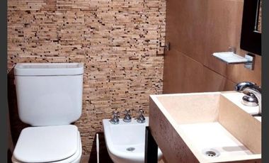 Dúplex en venta - 5 Dormitorios 4 Baños - Cochera - 200Mts2 - Mar del Plata