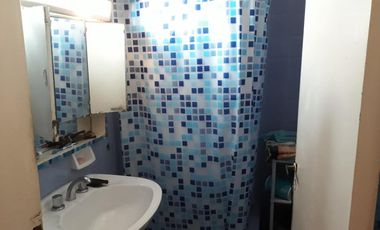 Casa  en venta - 2 dormitorios 2 baños - 190mts2 - Bernal