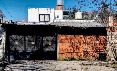 Casa en venta - 4 dormitorios 3 baños - 112mts2 - Glew