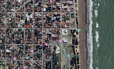 Casa en venta - 2 Dormitorios 1 Baño - Cochera - 132Mts2 - Mar de Ajó