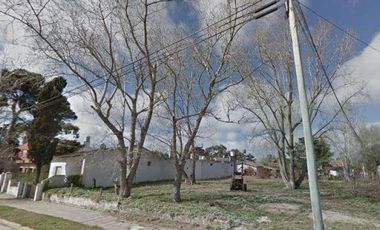 Casa en venta - 2 Dormitorios 1 Baño - Cochera - 132Mts2 - Mar de Ajó