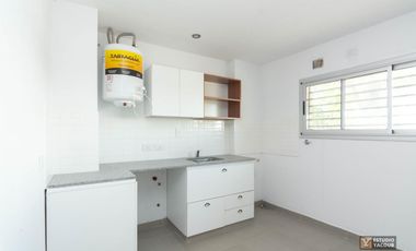 Ph planta baja -venta - 1 dormitorio 1 baño  - 43mts2- La Plata [FINANCIADO]