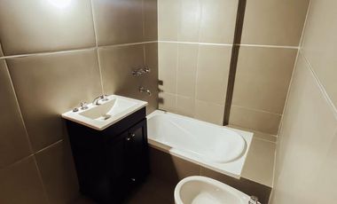 Ph planta baja -venta - 1 dormitorio 1 baño  - 43mts2- La Plata [FINANCIADO]