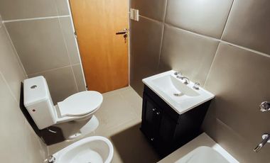 Ph planta baja -venta - 1 dormitorio 1 baño  - 43mts2- La Plata [FINANCIADO]