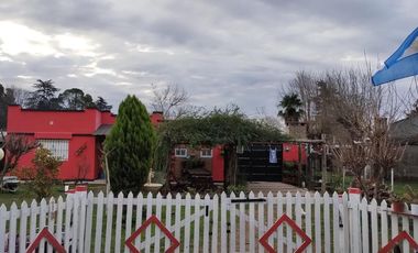 Casa en venta - 2 Dormitorios 1 Baño - 324Mts2 - Pla, Alberti