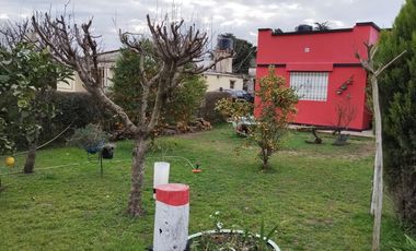 Casa en venta - 2 Dormitorios 1 Baño - 324Mts2 - Pla, Alberti