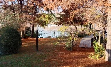 Casa en venta - 2 Dormitorios 1 Baño - 2.005Mts2 - Islas del Tigre