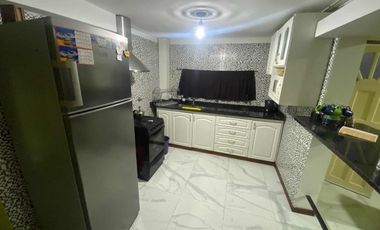 Casa en venta - 3 dormitorios 2 baños - 150mts2  - Miramar