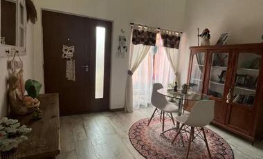 Casa en venta - 4 Dormitorios 2 Baños - Magdalena