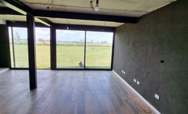 Casa en venta - 3 Dormitorios 3 Baños - General Madariaga