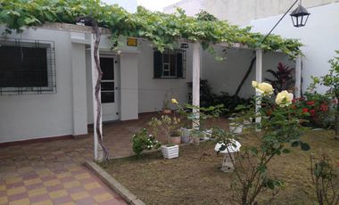 Casa en venta - 2 Dormitorios 1 Baño - Sarandí
