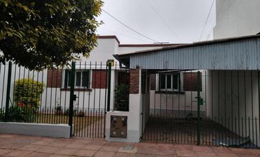Casa en venta - 2 Dormitorios 1 Baño - Sarandí