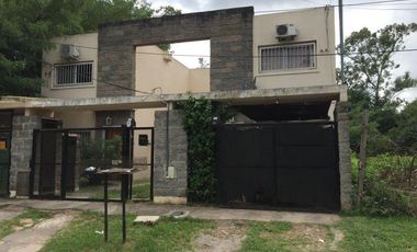 Duplex en venta - 3 Dormitorios 2 Baños 1 Cochera - 126.58 mts2 - Monte Grande