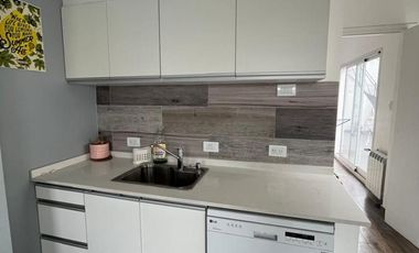 PH en venta - 4 Dormitorios 2 Baños - 320mts2 - Villa Urquiza