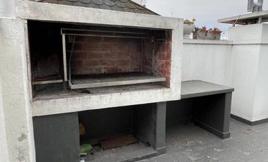 PH en venta - 4 Dormitorios 2 Baños - 320mts2 - Villa Urquiza