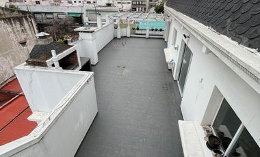 PH en venta - 4 Dormitorios 2 Baños - 320mts2 - Villa Urquiza