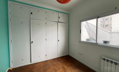 PH en venta - 4 Dormitorios 2 Baños - 320mts2 - Villa Urquiza