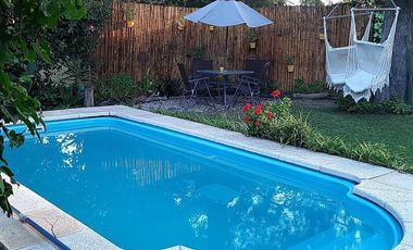 Casa en venta - 2 Dormitorios 2 Baños - Cocheras - 427Mts2 - General Rodríguez