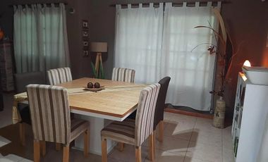 Casa en venta - 2 Dormitorios 2 Baños - Cocheras - 427Mts2 - General Rodríguez