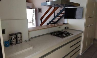 Casa venta 4 dormitorios 2 baños 1 cochera 1 patio 230 mts2 totales - Santa Teresita