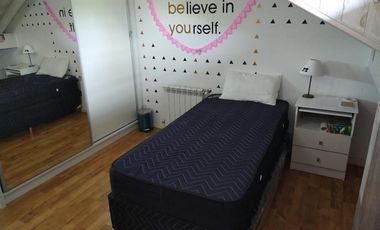 Casa venta 4 dormitorios 2 baños 1 cochera 1 patio 230 mts2 totales - Santa Teresita