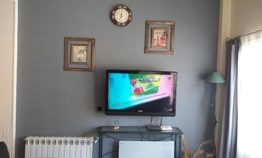 Casa venta 4 dormitorios 2 baños 1 cochera 1 patio 230 mts2 totales - Santa Teresita