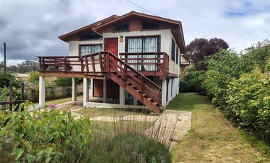 Casa en Arriendo en los aromos 1