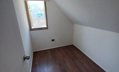 Casa en venta c/ estacionamiento en Villaseca