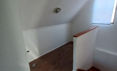 Casa en venta c/ estacionamiento en Villaseca