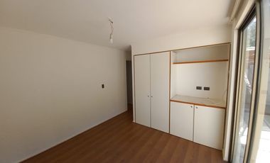 Casa en venta c/ estacionamiento en Villaseca