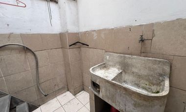 Venta De Casa En Miroquezada Cercado Lima