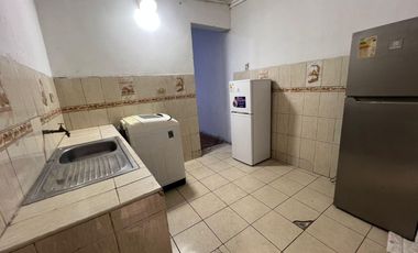 Venta De Casa En Miroquezada Cercado Lima
