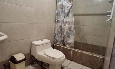 Venta De Casa En Miroquezada Cercado Lima